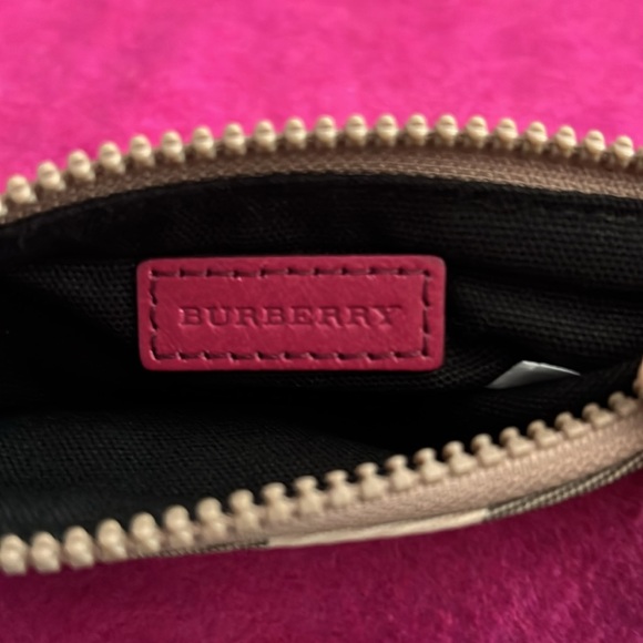 Burberry Mini Pouch / Wristlet - Picture 4 of 5